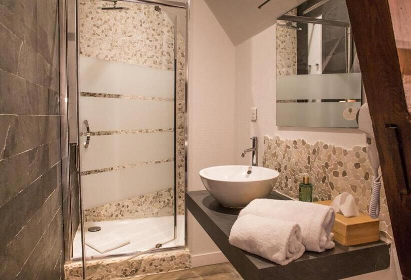 キングサイズベッドのデラックスルーム, Domaine De La Briandais, A Place Of Electromagnetic Sobriety