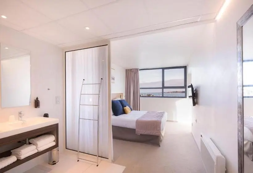 オーシャンビュースイート, Le Nautica Hôtel