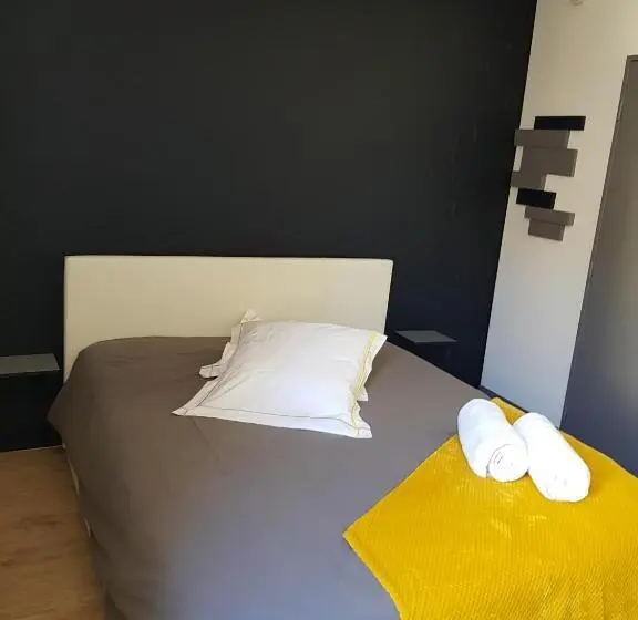 １ベッドルームアパートメント, Au Detour De Gournay