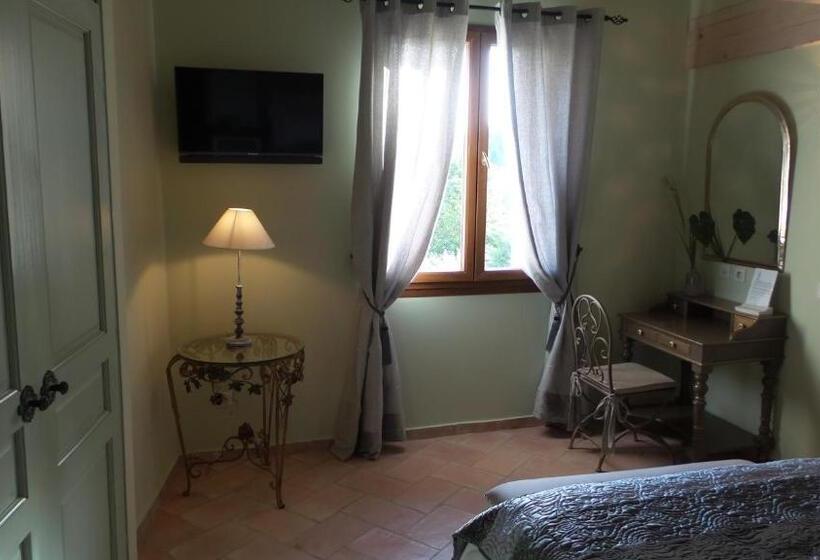 חדר סופריור, Bastide De Mazan