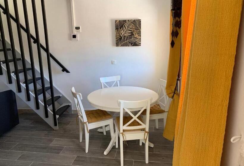 דירת חדר, Bastide De Mazan