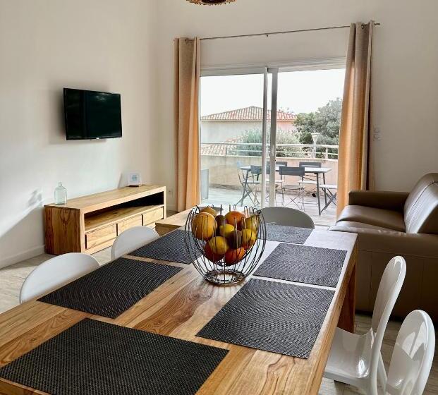 آپارتمان 1 خوابه با چشمانداز دریا, Residence Casa Di Paoli