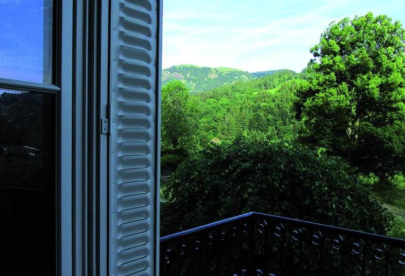 침실 4개 주택, Domaine De La Jordanne   B&b