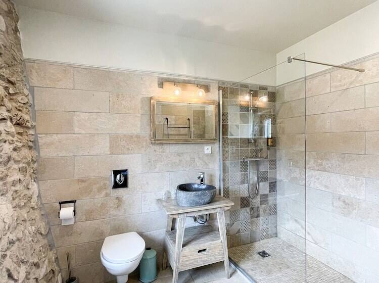 スタンダードトリプルルーム, La Bastide Bleue