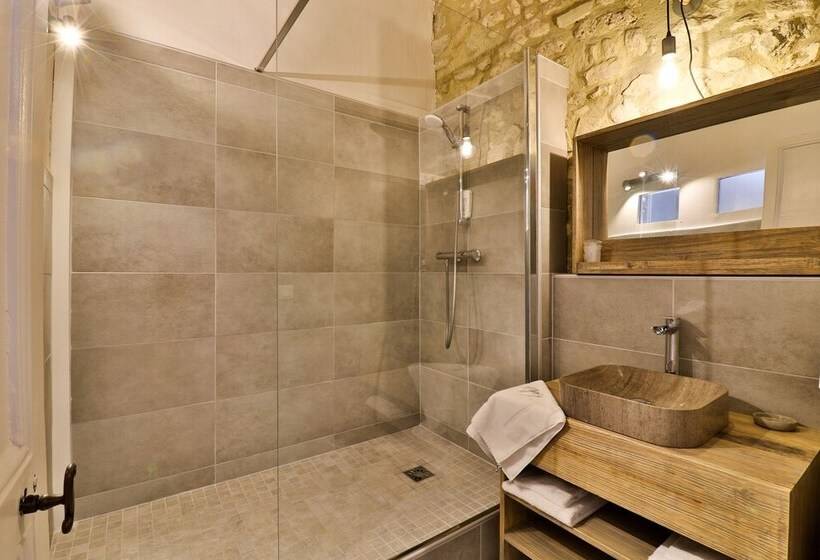 スタンダード4人部屋, La Bastide Bleue