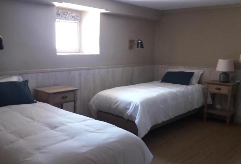 スタンダード4人部屋, La Bastide Bleue