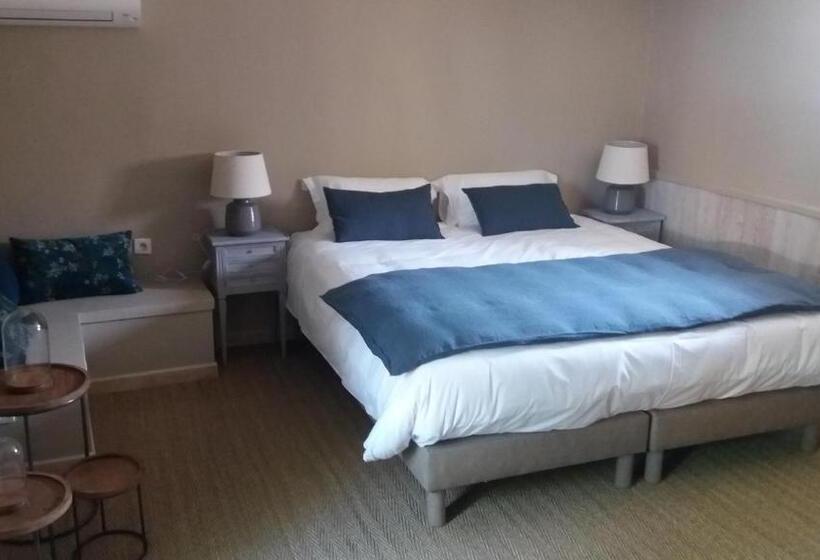 スタンダード4人部屋, La Bastide Bleue