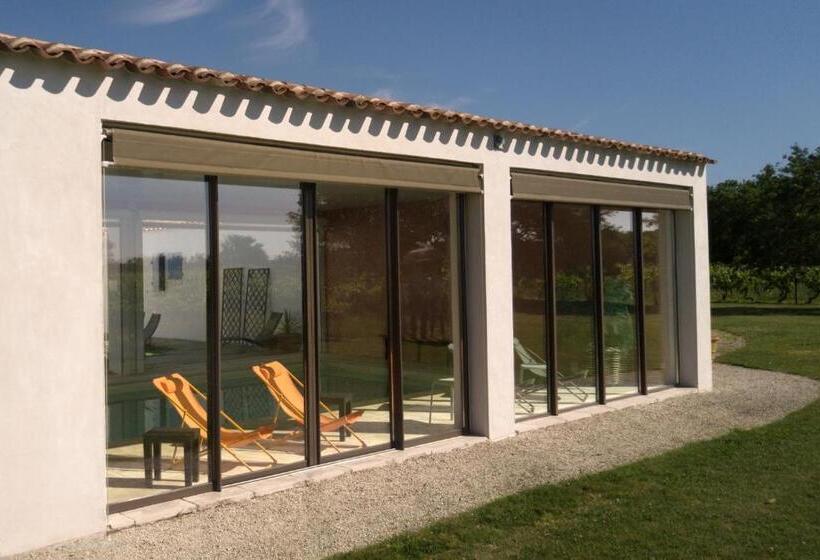 Вилла с 1 спальней и бассейном, Chambres D'hôtes Les Sarments