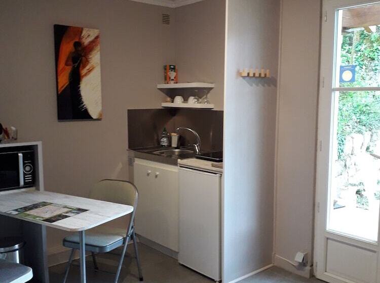 غرفة قياسية, Le Pigeonnier