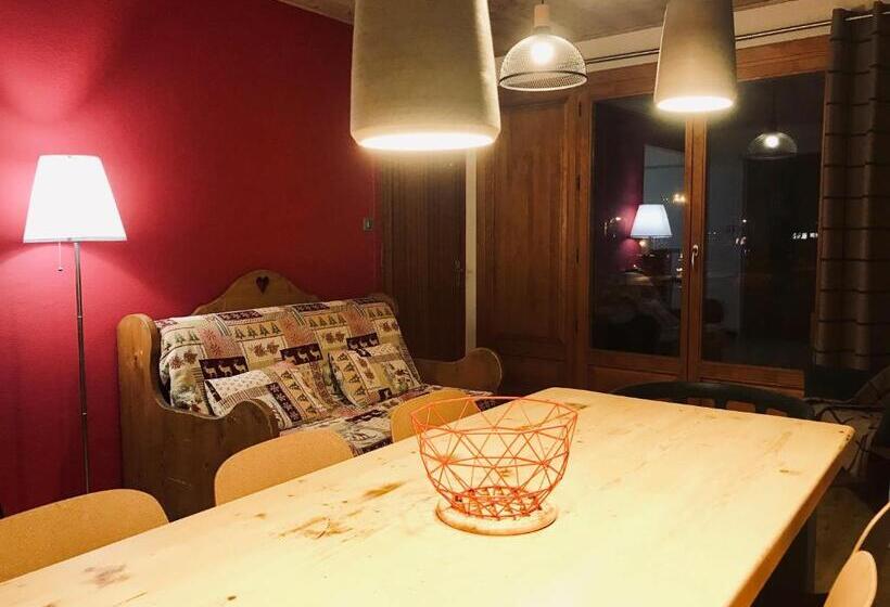 침실 1개 아파트, Giffre Et Clesson