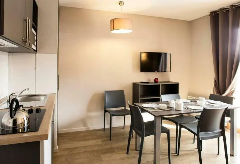 スタンダードスタジオ, Sowell Residences Pra Loup