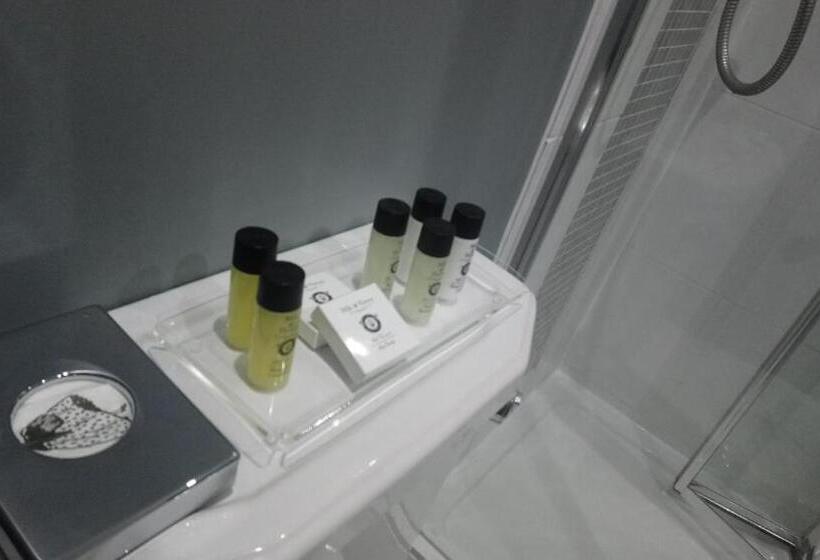 غرفة عائلية, Trinity Boutique B&b