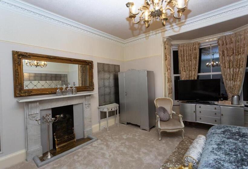 غرفة ديلوكس عائلية, Trinity Boutique B&b
