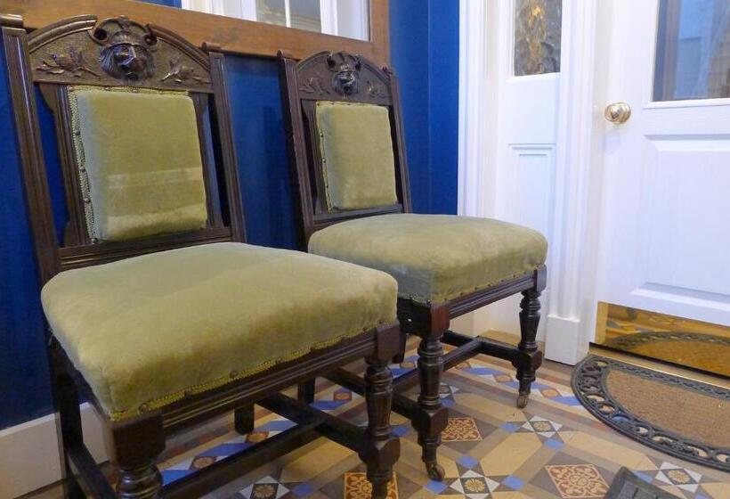 Семейный Номер Deluxe, Trinity Boutique B&b