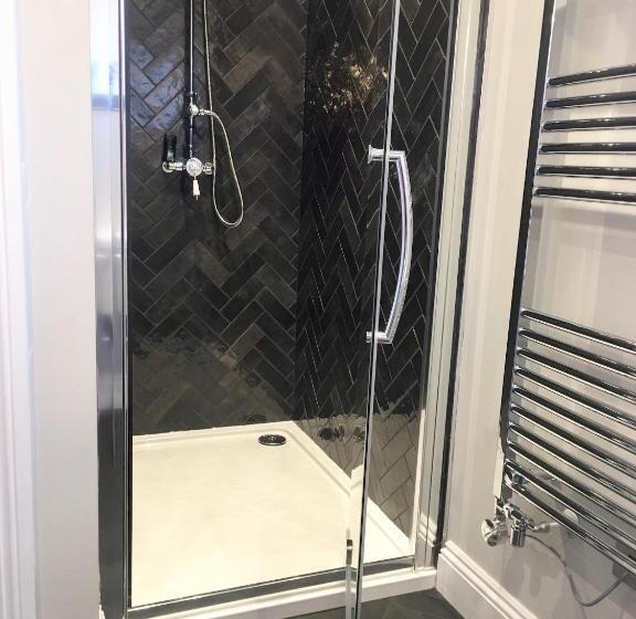 غرفة سوبيريور سرير كينج, The Mousetrap Inn