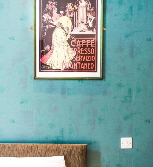 스탠다드 룸 킹사이즈 침대, The Red Lion