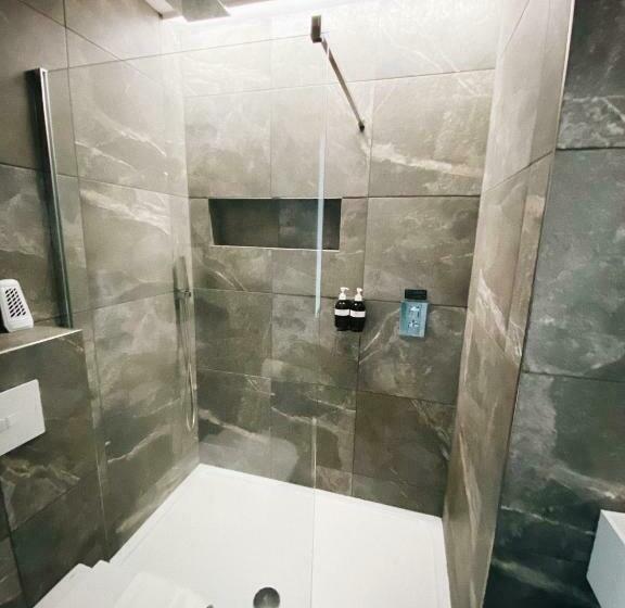 Студия Стандарт, Hideout