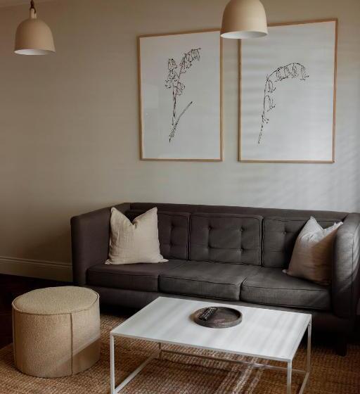 Апартаменты 1 Спальня, Hideout