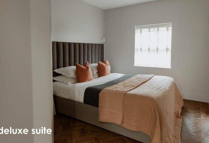 Апартаменты Deluxe 1 Спальня, Hideout