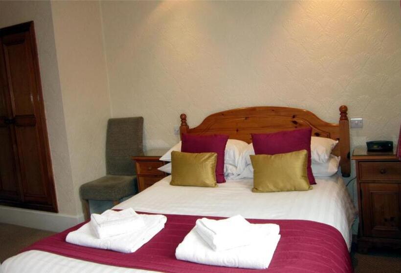 ファミリールーム, The Old White Lion