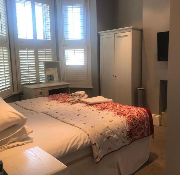 Quarto Estandar, Acacia Villas Guest House