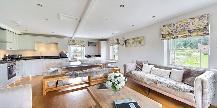 침실 1개 주택, Oakerthorpe Holiday Village