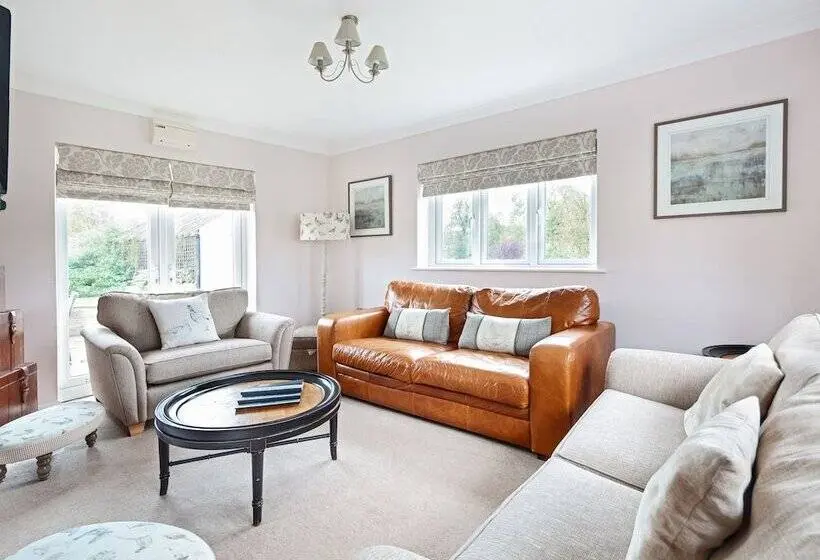 3ベッドルームハウス, Oakerthorpe Holiday Village