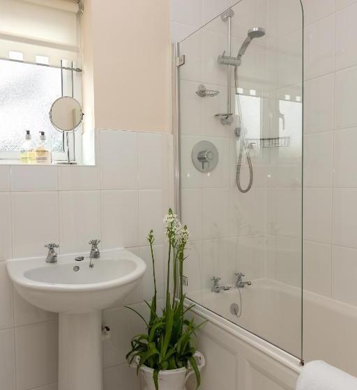 침실 3개 주택, Oakerthorpe Holiday Village