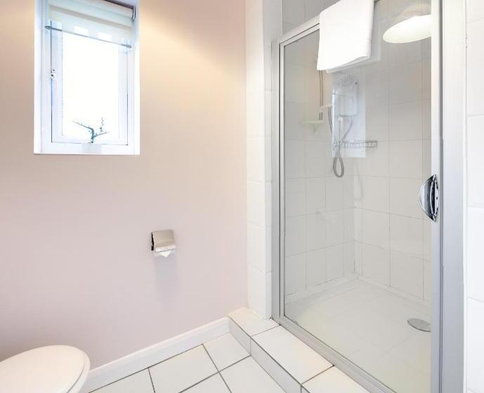 침실 3개 주택, Oakerthorpe Holiday Village