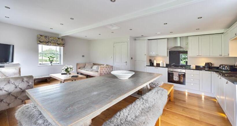 침실 1개 주택, Oakerthorpe Holiday Village