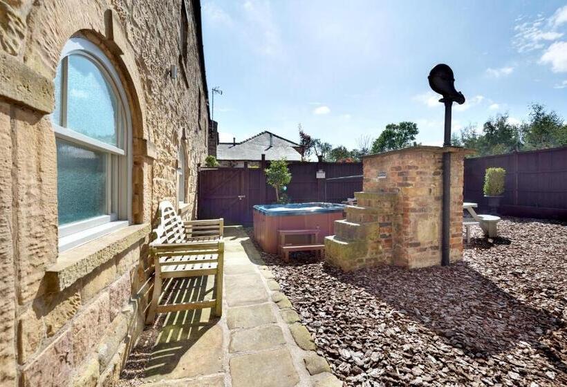 침실 1개 주택, Oakerthorpe Holiday Village