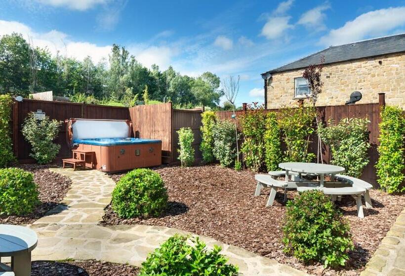 Номер Стандарт, Oakerthorpe Holiday Village
