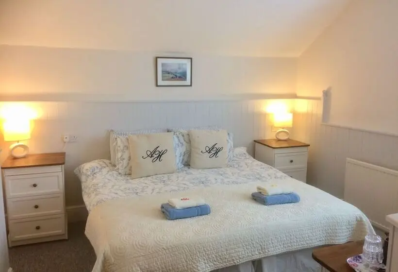 Standard-huone, Arden House