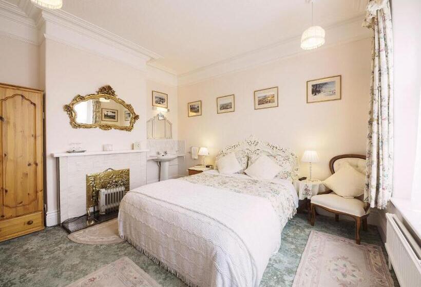 Standard room with outdoor bath, Braemar Guest House