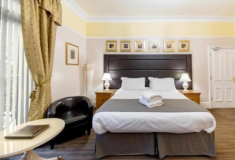 غرفة سوبيريور, Charades Guest House