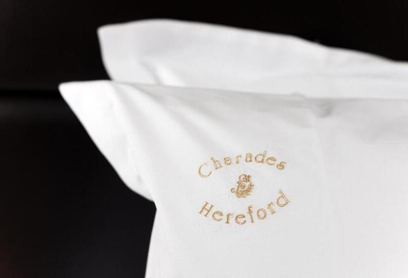 수피리어 테라스 룸, Charades Guest House