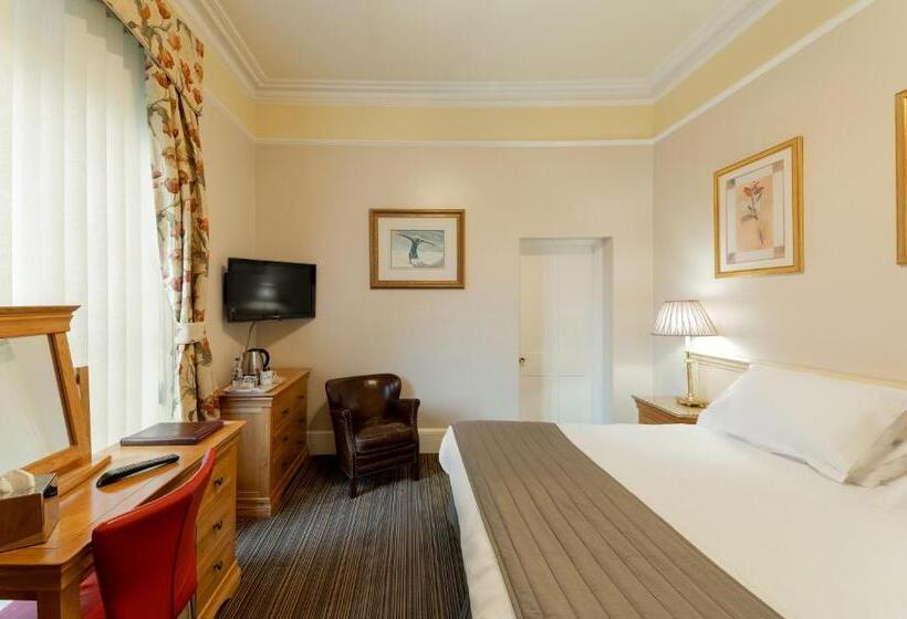 غرفة سوبيريور مطلّة علي الحديقة, Charades Guest House