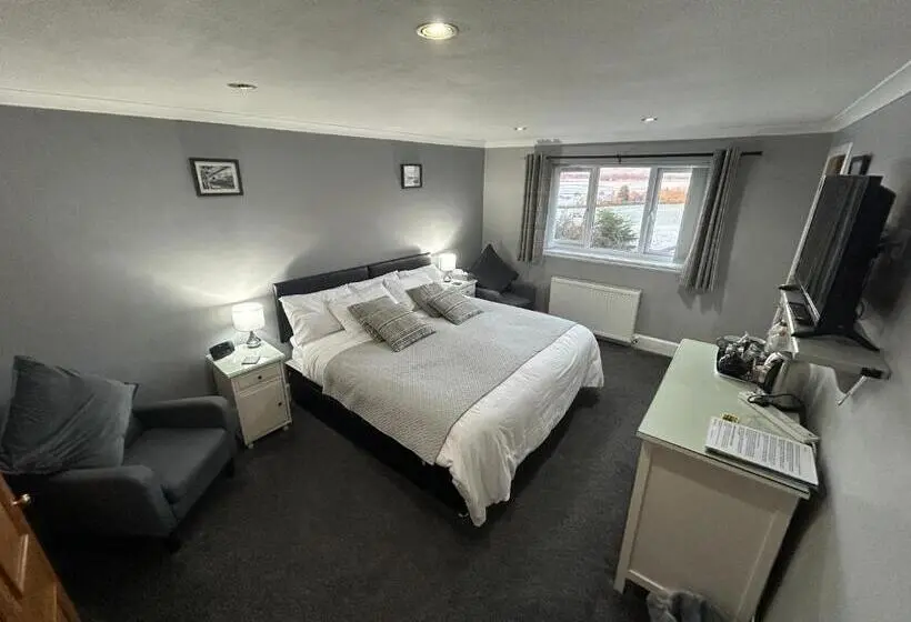 Superior-huone, Southpark House