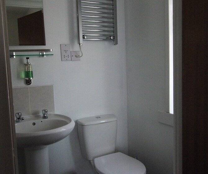 Семейный Номер, The Sandhill