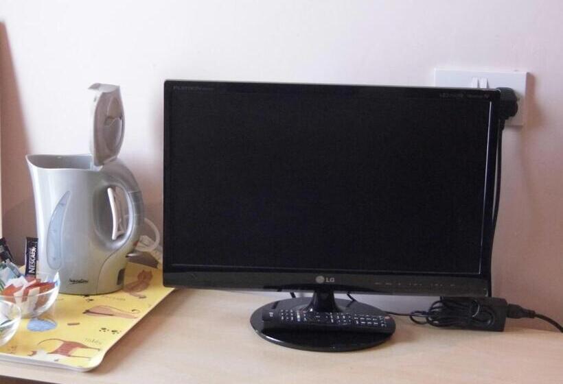 Семейный Номер, The Sandhill