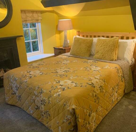 غرفة قياسية, The Bell At Old Sodbury