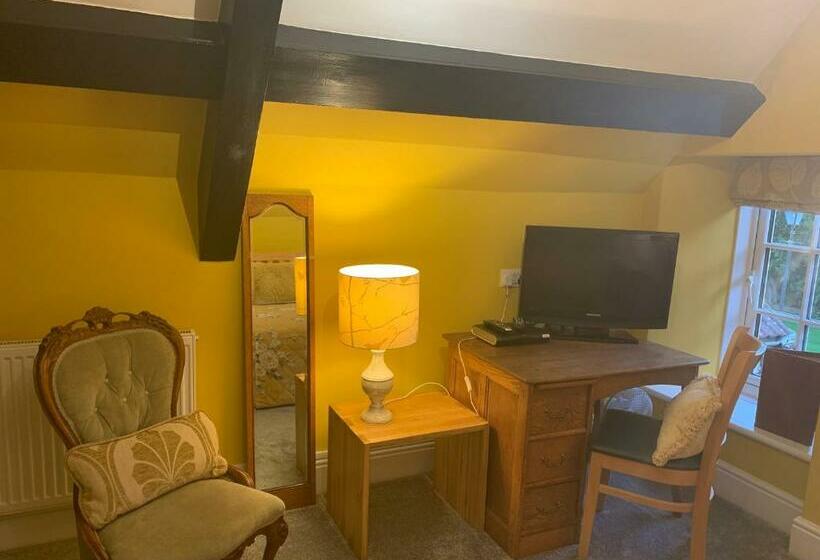 غرفة قياسية, The Bell At Old Sodbury