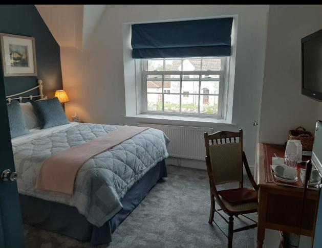 غرفة قياسية, The Bell At Old Sodbury