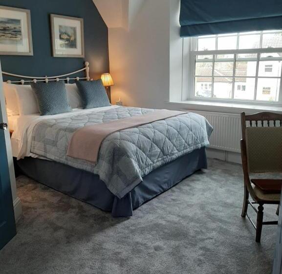 غرفة قياسية, The Bell At Old Sodbury