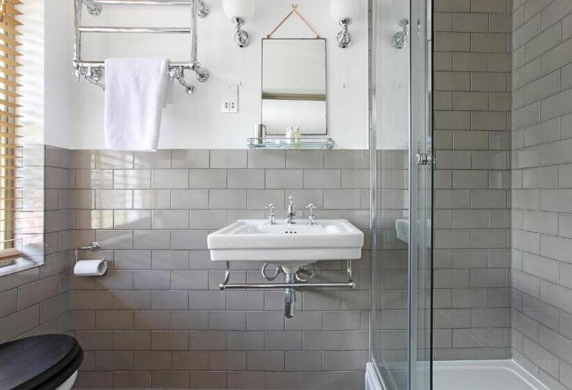 标准间, The Plough Inn