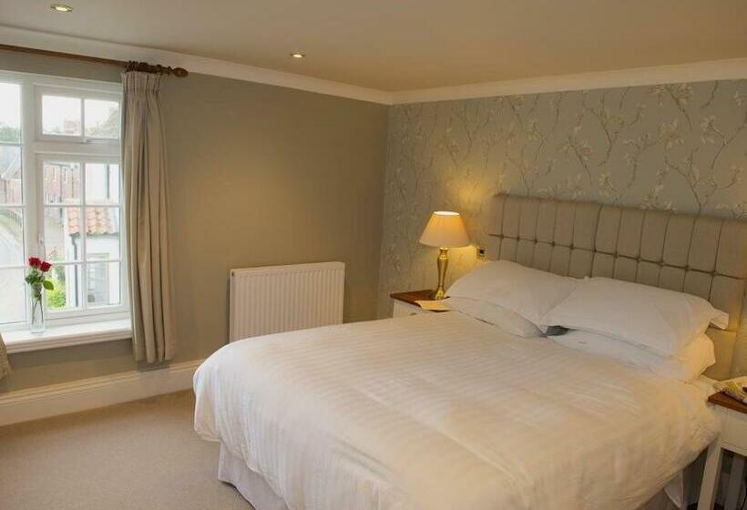 デラックスルーム, The Wellington Heifer