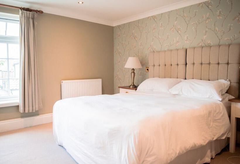 デラックスルーム, The Wellington Heifer