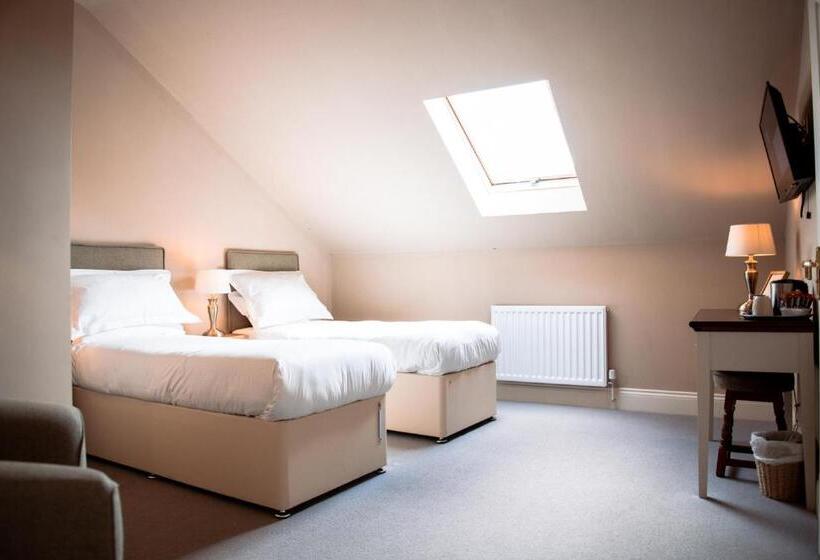 اتاق لوکس, The Wellington Heifer