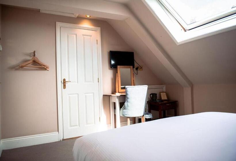 スタンダードルーム, The Wellington Heifer