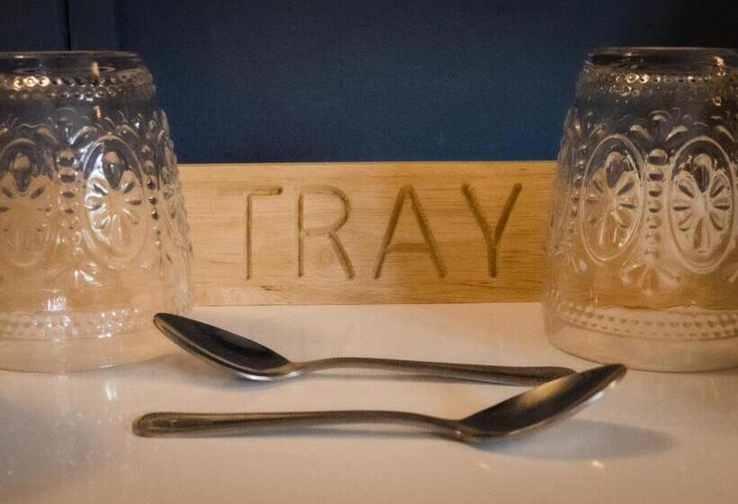 غرفة سوبيريور, Ye Olde Smugglers Inne